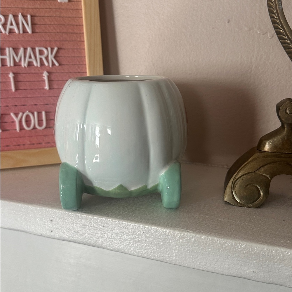 Disney Cinderella's Pumpkin Carriage Mug/Cup with Handle - Picture 3 of 7